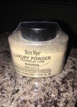 Luxury powder banana brand new size 1.5oz