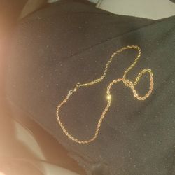 Gold chain 