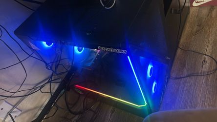 Gaming PC Set Up