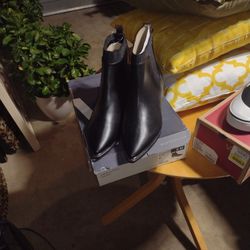 New Women's Memory Foam Booties