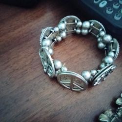 Costume Jewelry Bracelet