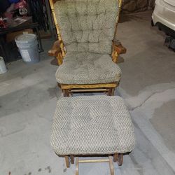Rocking Chair 