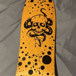 Skull Skateboard