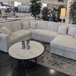 NEW IN  BOX - Grey Sectional With USB Charging Ports & Pull-Out Bed & STORAGE CHAISE** Finance $39