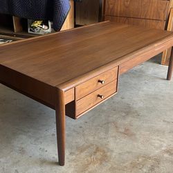 Mid century Drexel coffee table