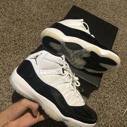 Jordan 11 “DMP” size 9.5