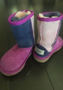 Toddler Ugg boots size 8