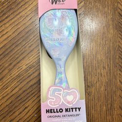 NWT Limited EditionHello Kitty 50th anniversary Wet Brush Original Detangler