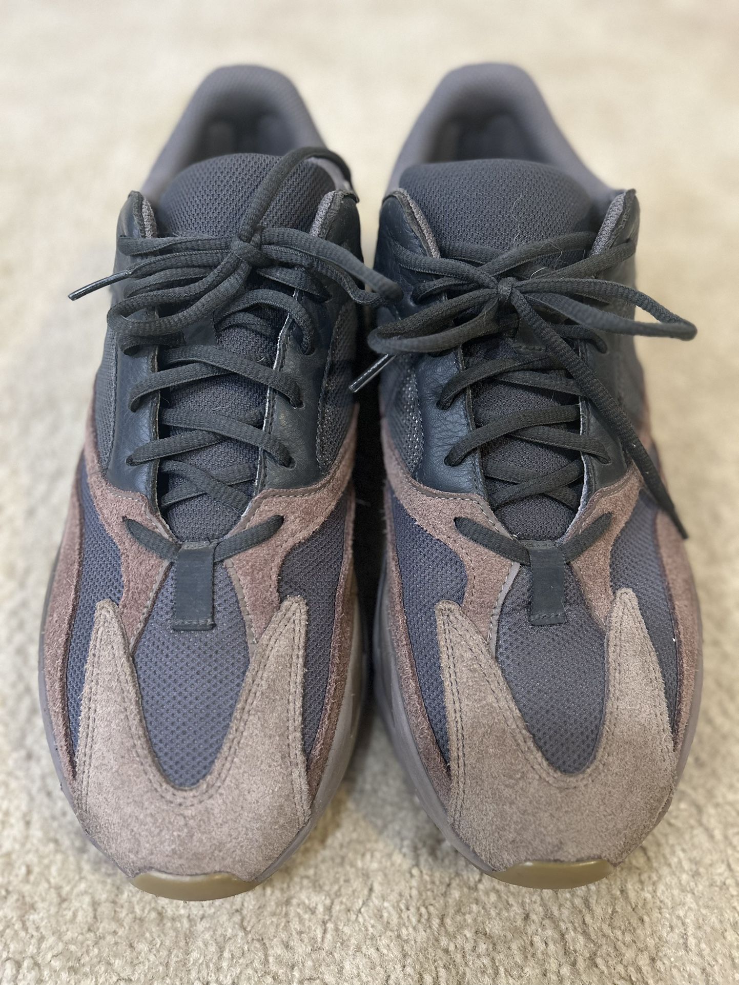 Adidas Yeezy Boost 700 Wave Runner