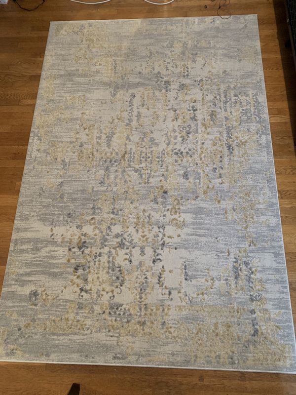 Grey/Gold Rug for Sale in Seattle, WA OfferUp