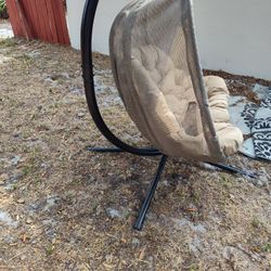 Outdoor / Indoor Swing 