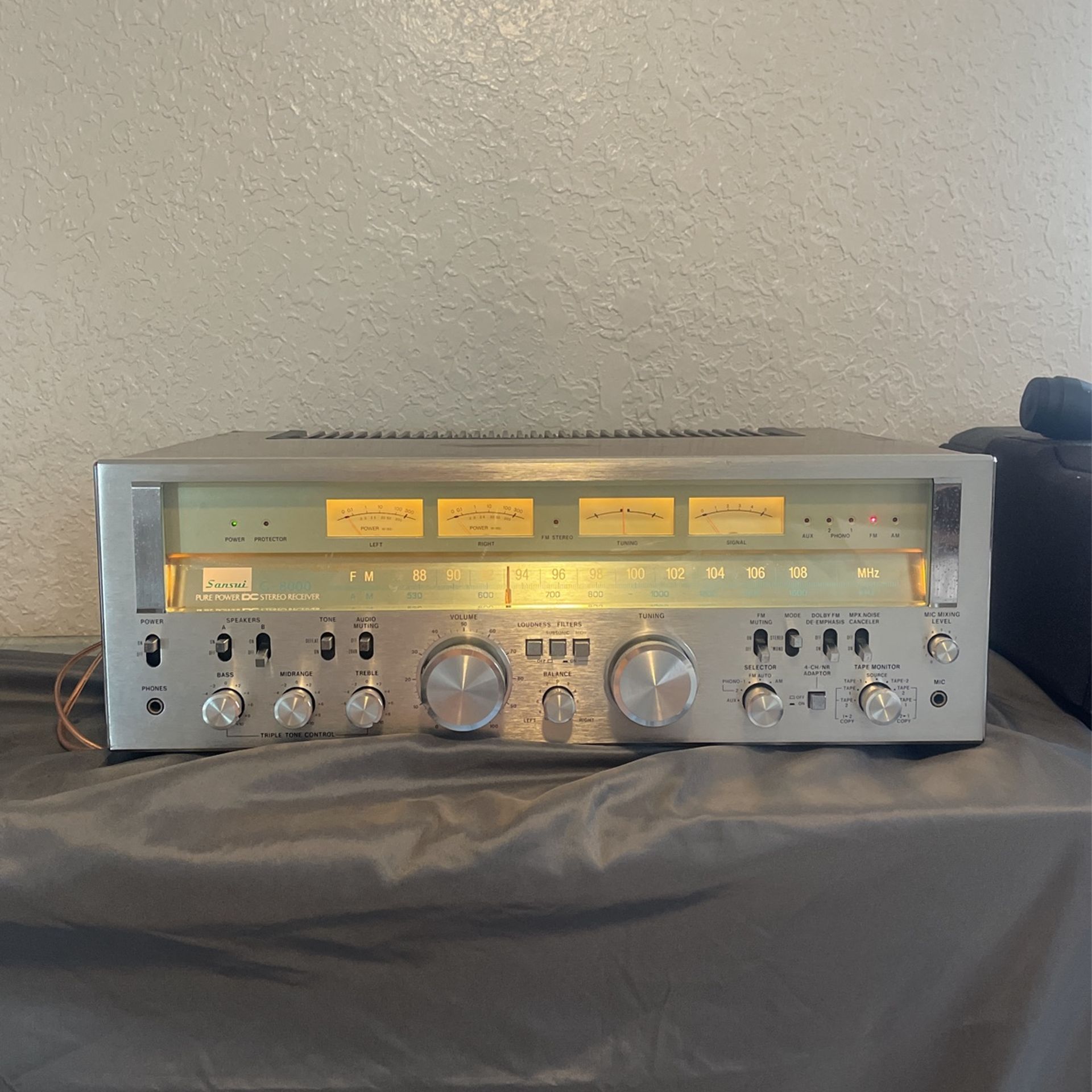 Vintage Receiver SANSUI G-8000