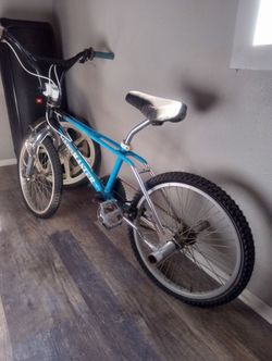 Haro Master BMX Bike Blue
