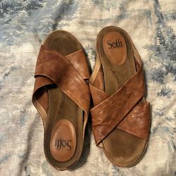 Sofft Sandals With Small Wedge