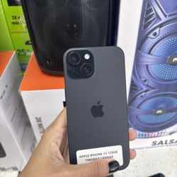 iPhone 15 