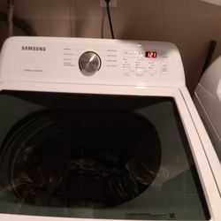 Samsung Washer And Dryer Set,White