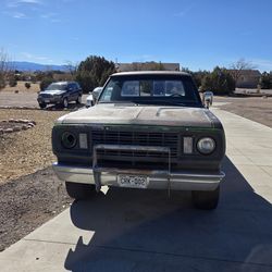 1977 Dodge D150