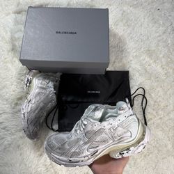 White Balenciaga Runners - Size 10