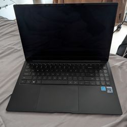 Galaxy Book Pro 15 - OLED/16GB RAM/2.5TB SSD