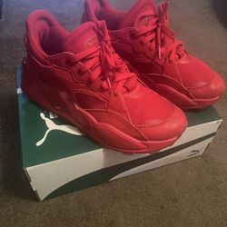 Men’s Red Pumas