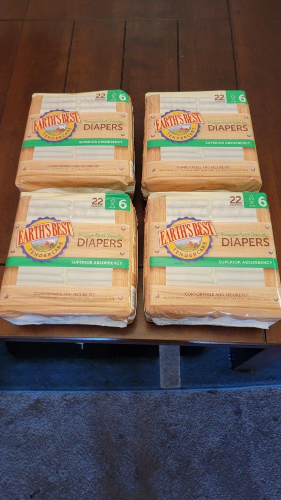 EARTH'S  BEST  BABY  DIAPERS 