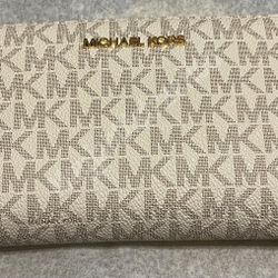 Michael Kors Jet Set Wallet