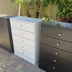 New Dresser 5-Drawer Chest