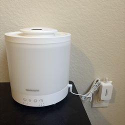 NEW Homvana Humidifier $15 OBO