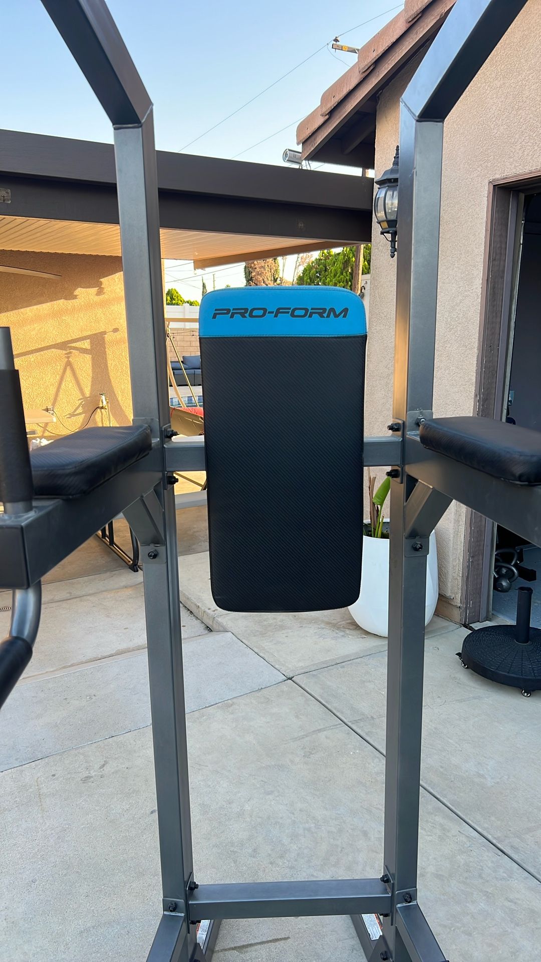 Pro-Form Power Tower Knee Raise , Pull Up, Dip Bar