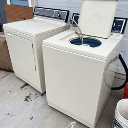 Maytag Washer And Dryer 