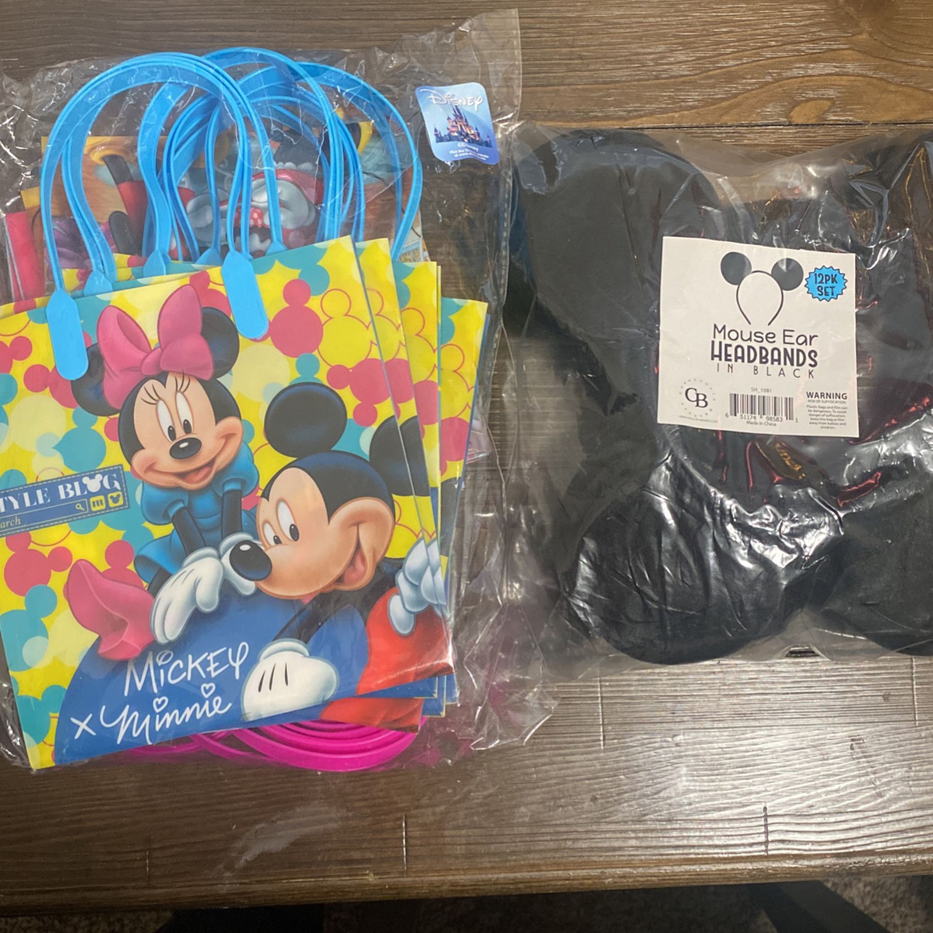 24 Mickey Mouse Candy Bags And 12 Mickey Ears