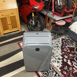 Hisense 7,500 Portable Air Conditioner 