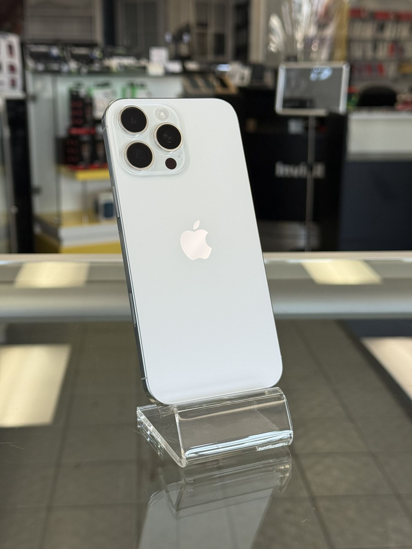 Apple iPhone 16 Pro Max 1TB Unlocked Liberado