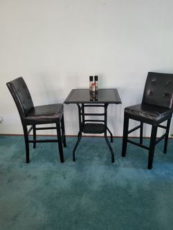 Indoor/Outdoor bar height aluminum table $40