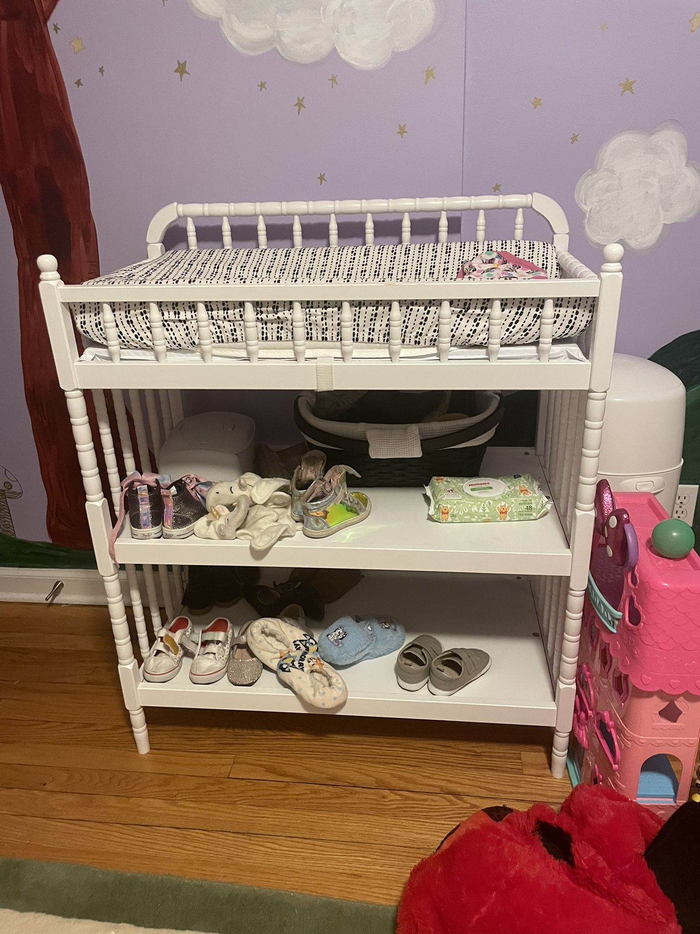 Baby Changing Table With Shelves