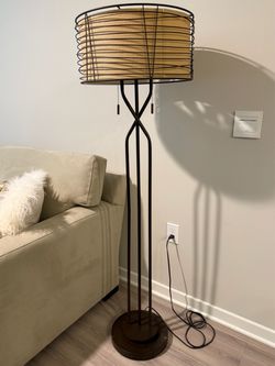 Floor lamp brass