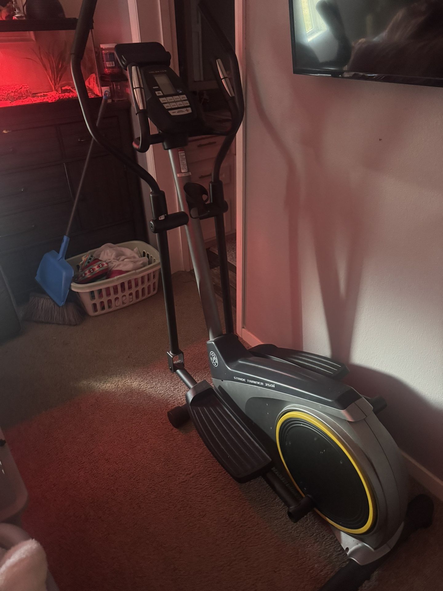 Golds Gym Work Out Equipment 