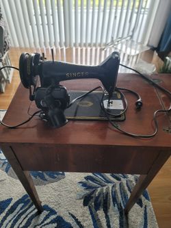 Sewing Machine Singer