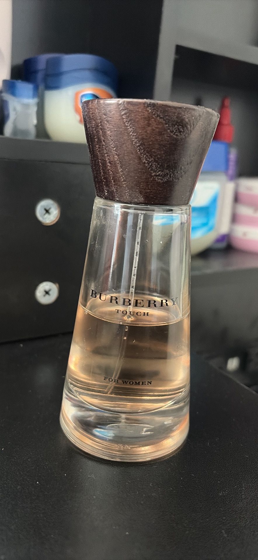 Burberry women perfume 