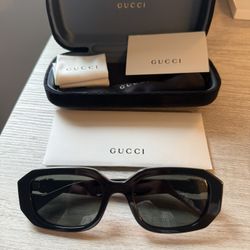 GUCCI GLASSES!!!