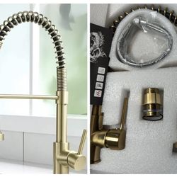 Brushed Golden Kitchen Faucet with Pull-Down Sprayer - Single Handle Lever, Water-Saving Valve, Commercial-Grade Single Hole Sink Mixer Tap, Dual 