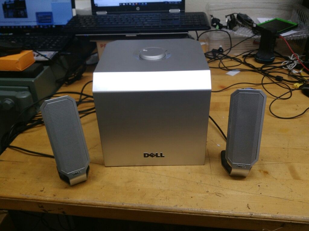 $24.99 - Dell Multi Media Speakers w subwoofer