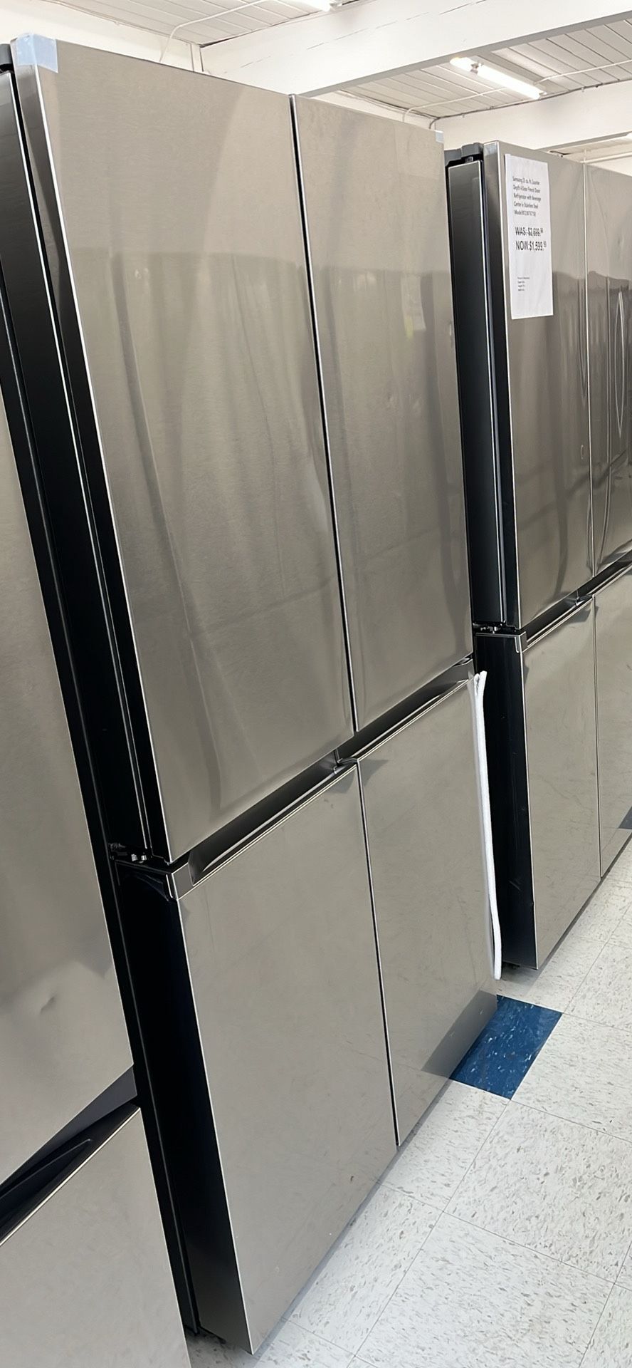 💥Great Deal💥 Bespoke 23 cu. ft. Counter Depth 4-Door Flex™ Refrigerator with Beverage Center