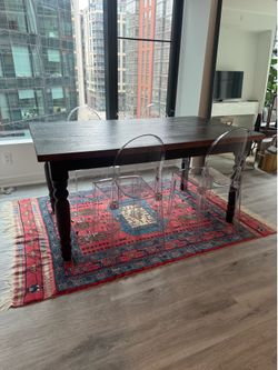 Dining room table