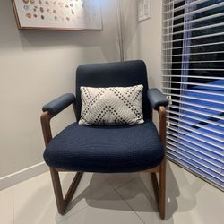 Accent Chair (2)