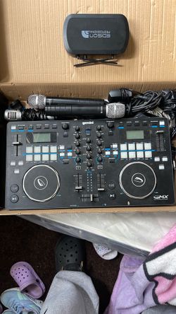DJ mixer worked perfect and brand new condition gemini gmx professional two channel media
