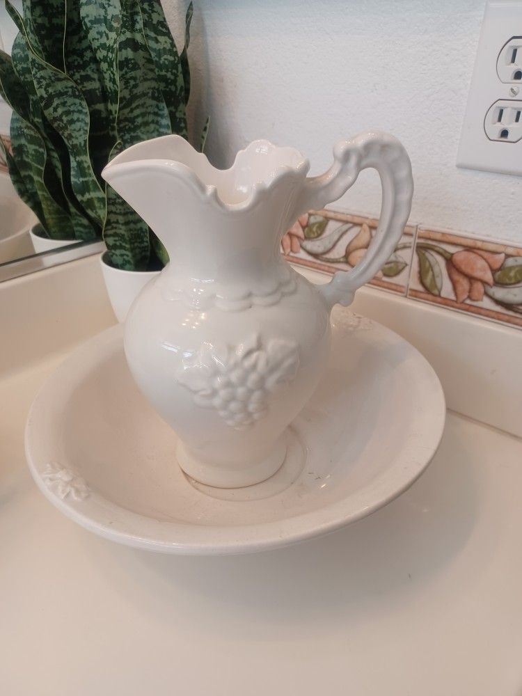 Vintage Basin