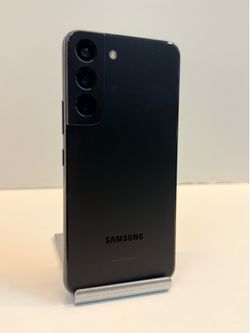 Samsung Galaxy S22 128gb. ( Fully Unlocked Phone )