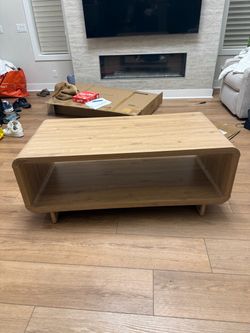 Brand New Modern Curved Oak Coffee Table – Open Shelf / Japandi Style