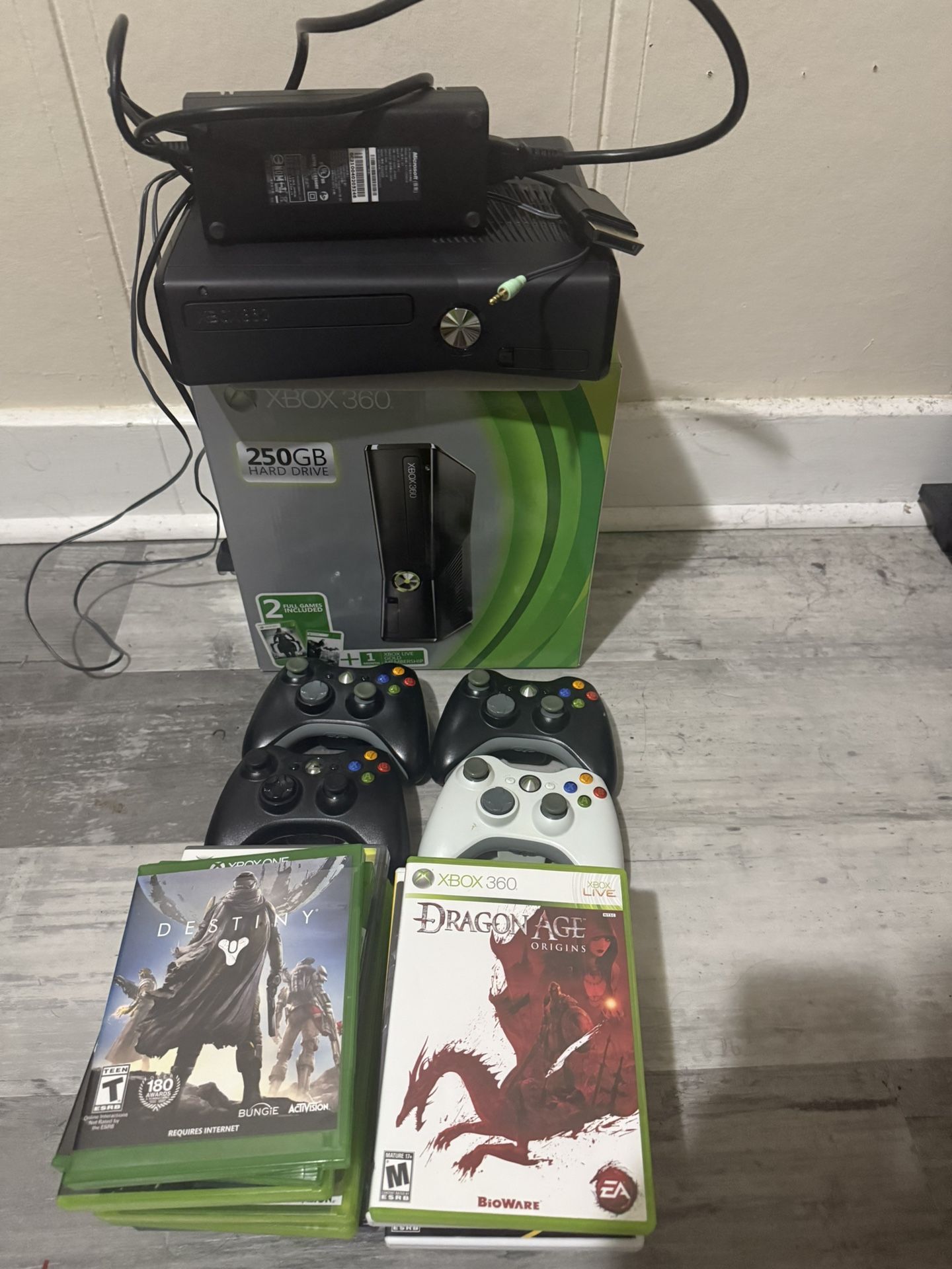 Xbox 360 250 GB